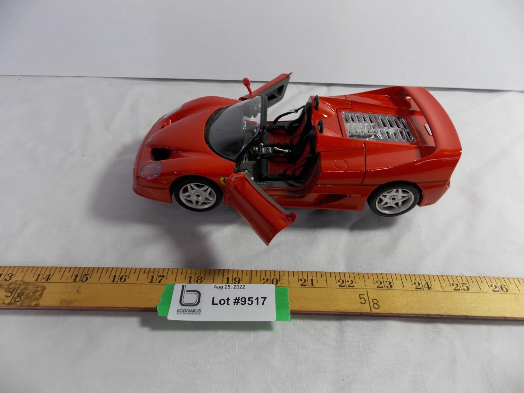 48153 ferrari diecast detail