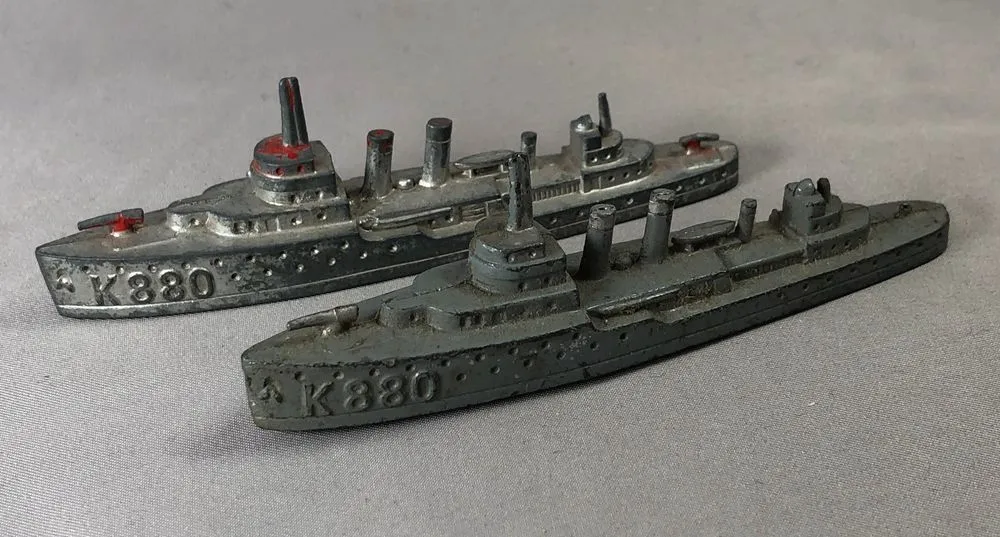 48174 diecast ship detailing