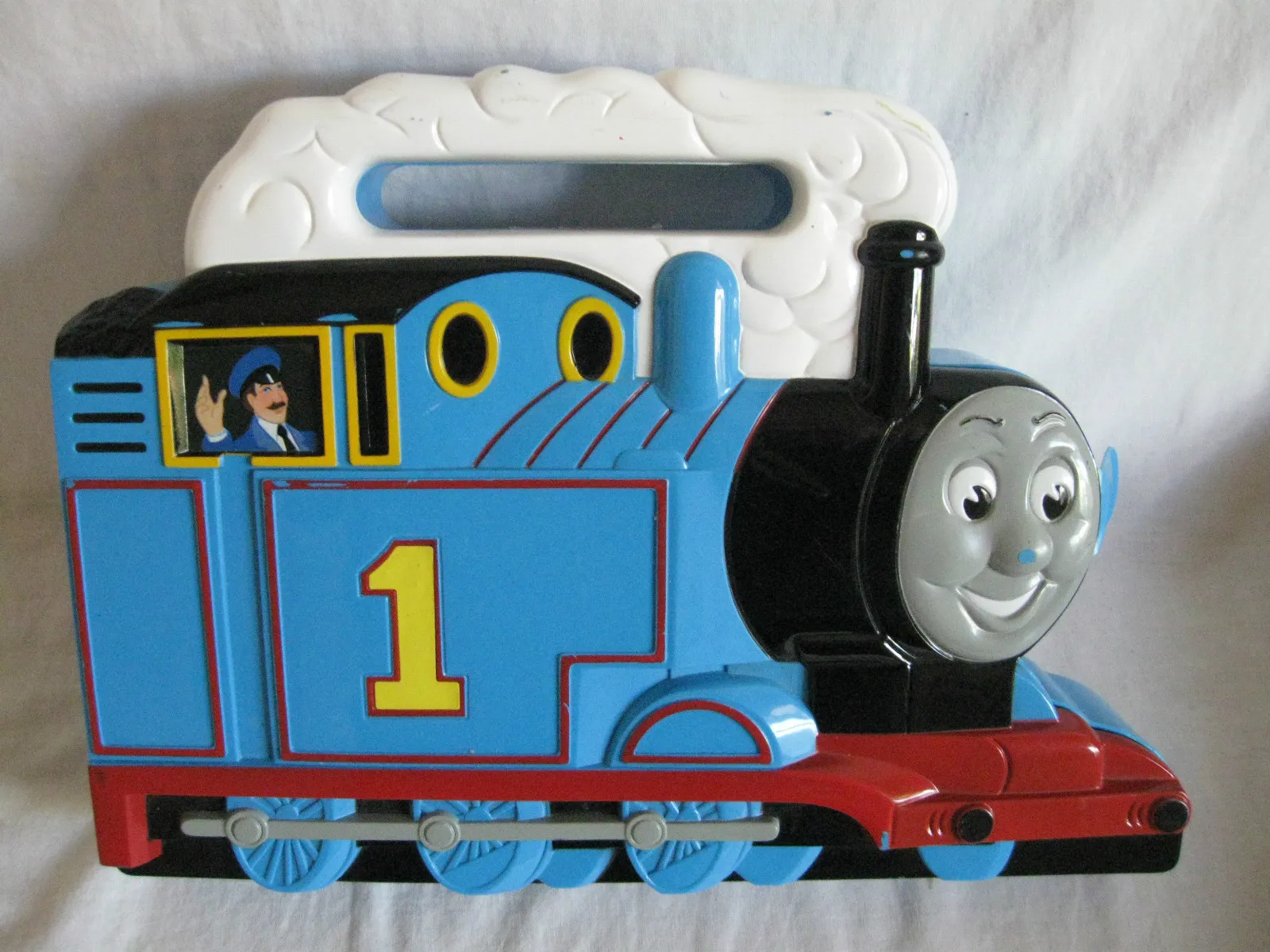 48185 thomas diecast carry case additional features