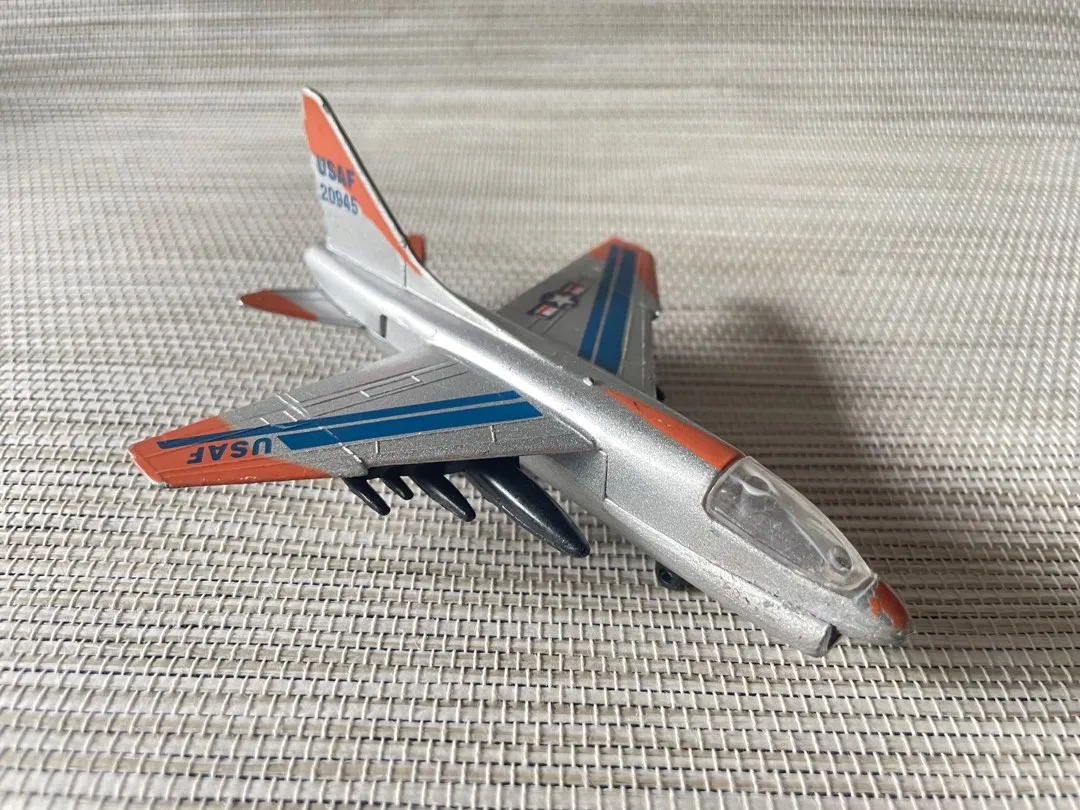 48197 diecast airplane quality