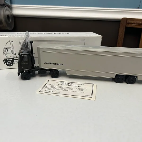 48209 ups freight scale models