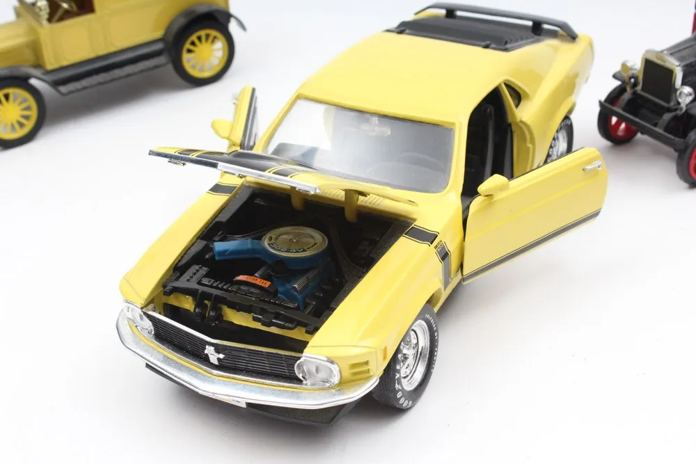 48328 ertl diecast mustang