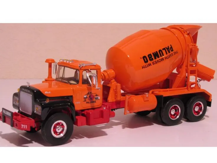 48345 first gear peterbilt truck