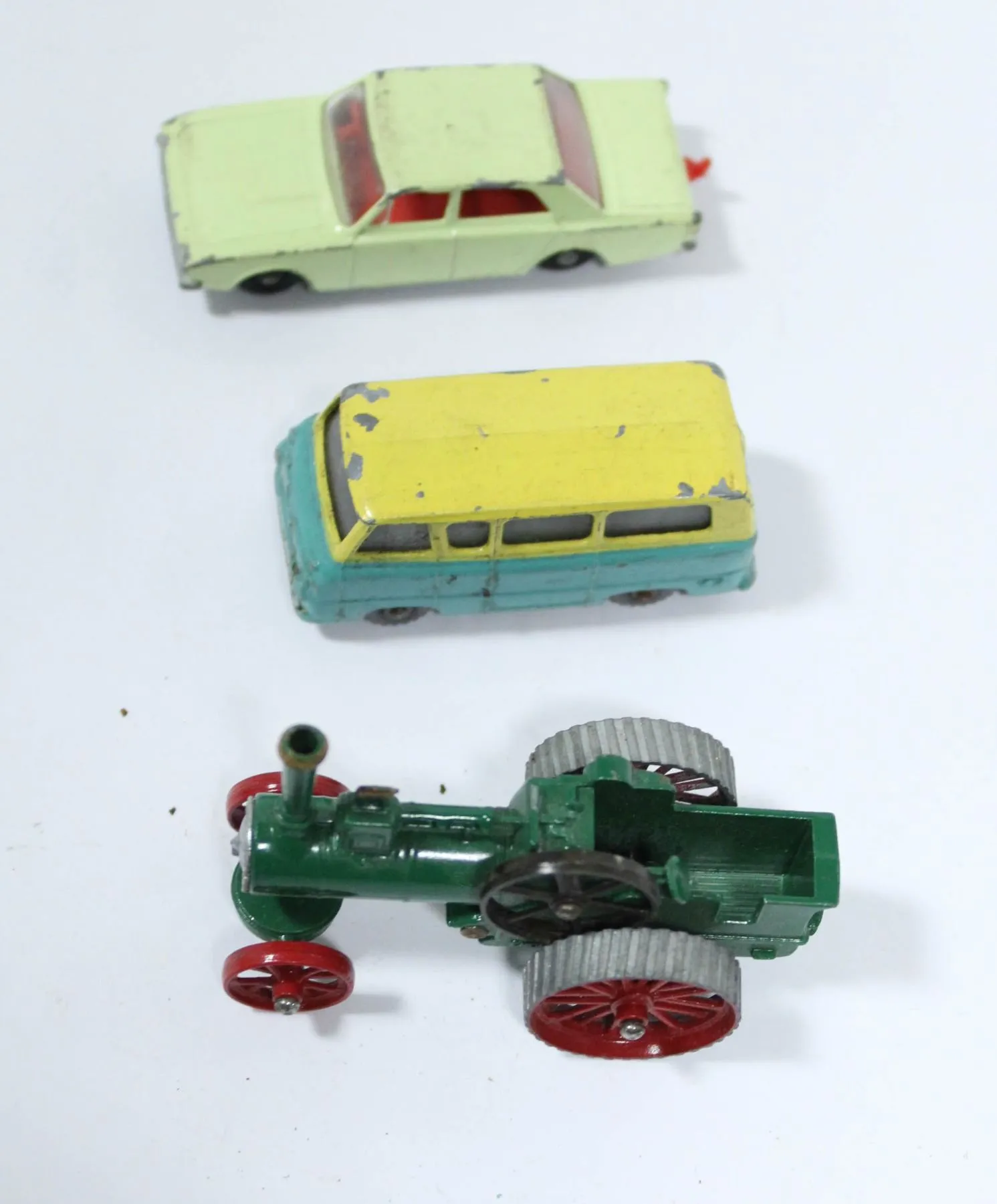/img/48346-vintage-matchbox-car-storage.webp