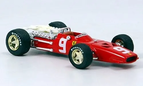 /img/48349-diecast-collection-display.webp