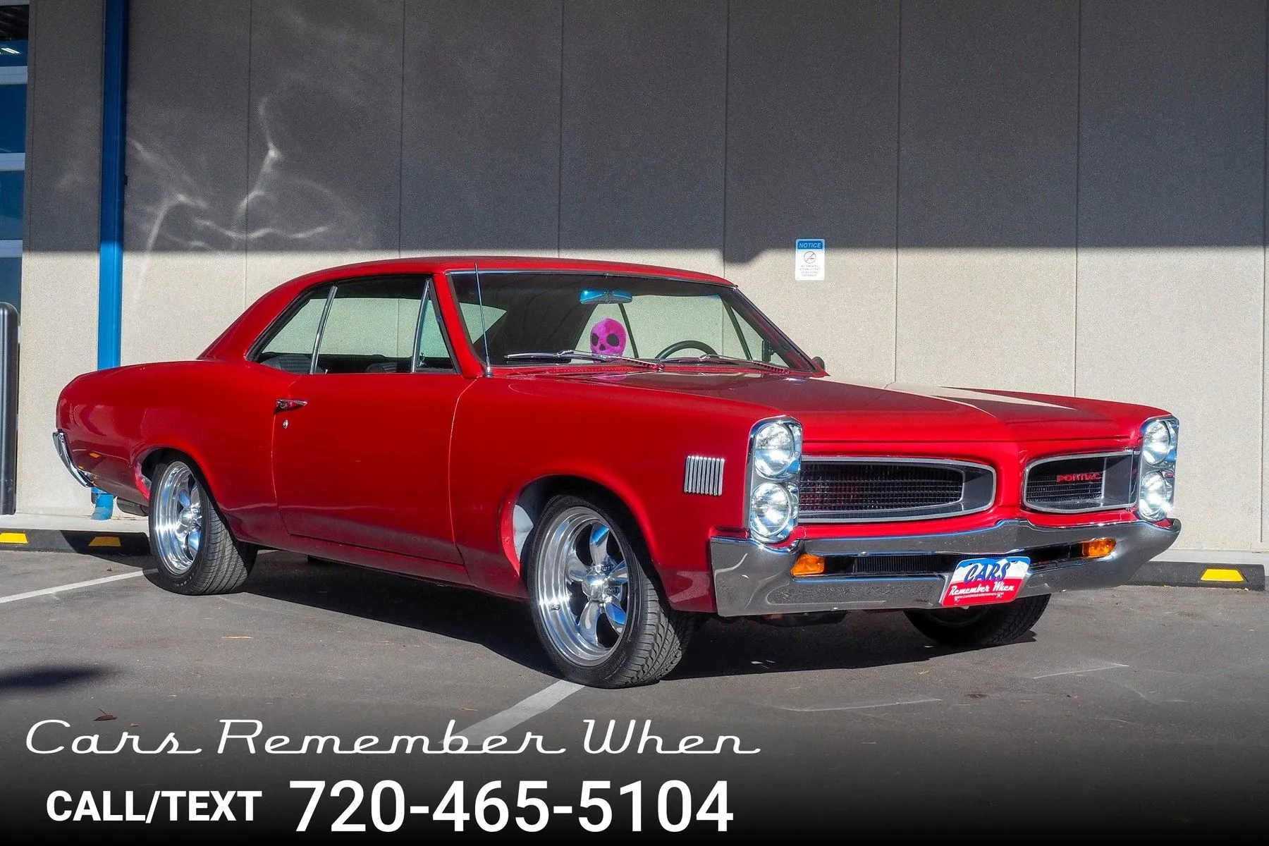 48381 Ferrari330P3_LeMans66