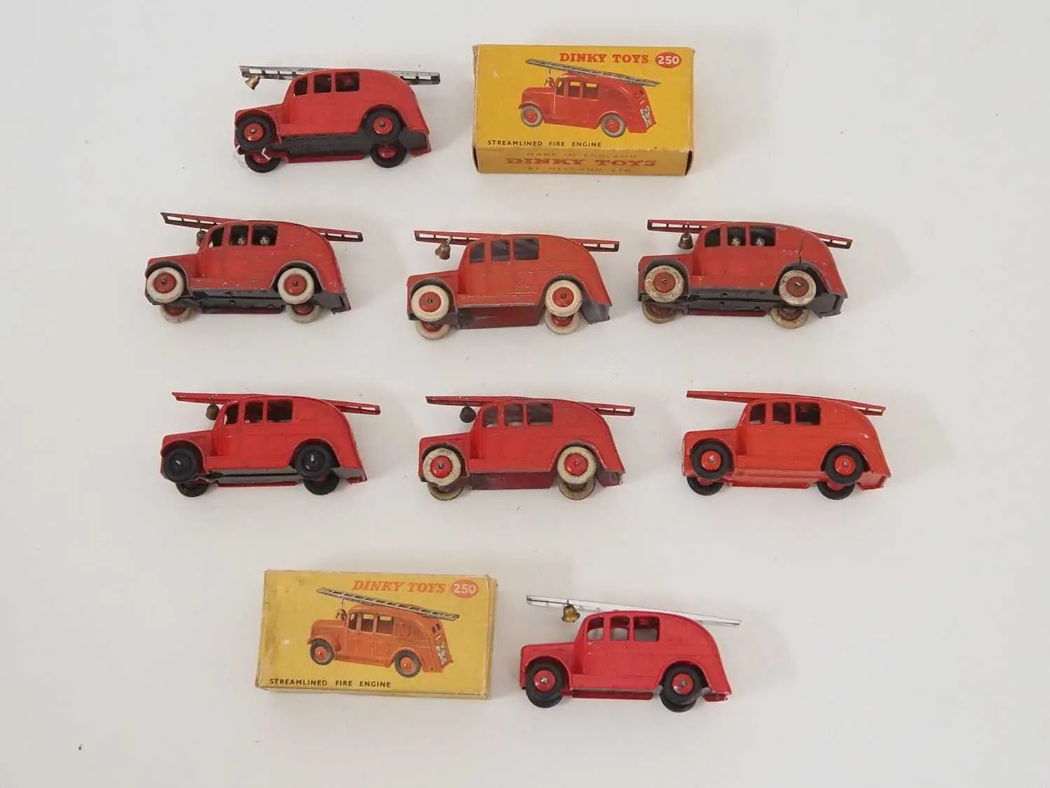 48407 dinky toys