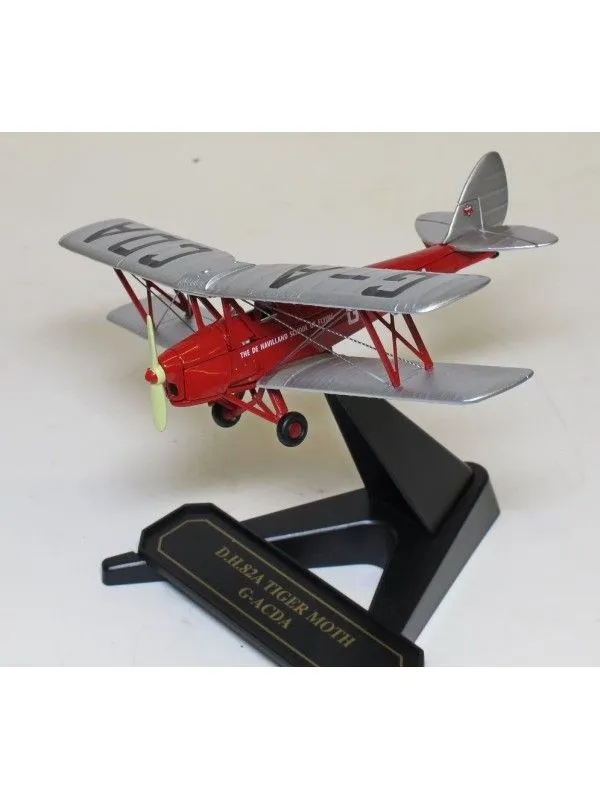 48429 tiger moth model close up