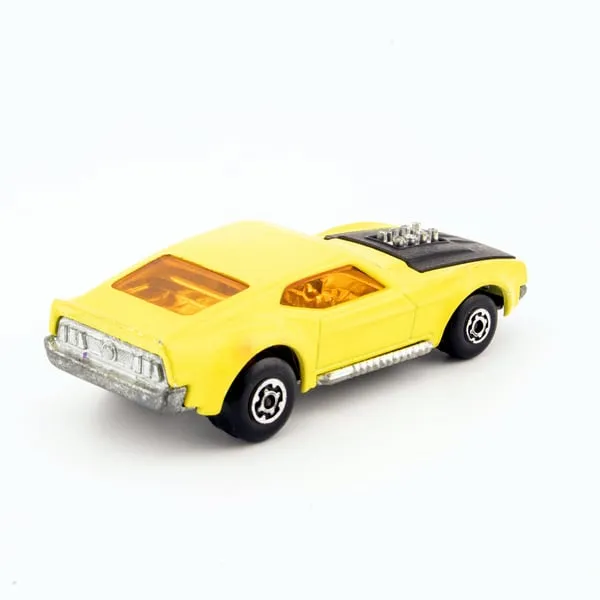 48435 sports car diecast