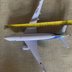 /img/48437-diecast-airplane-kits-finished.webp